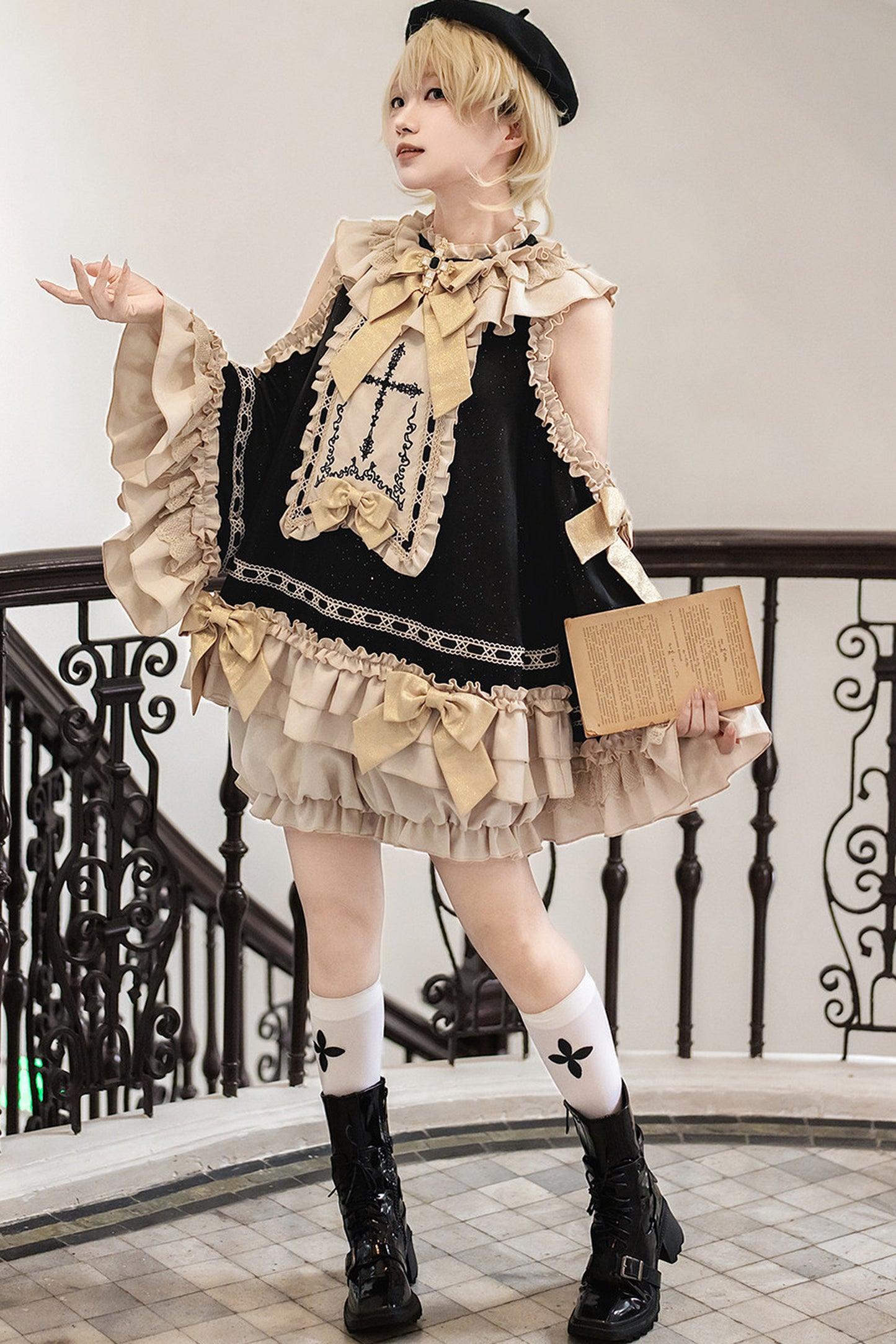Antique Gothic Prince Lolita