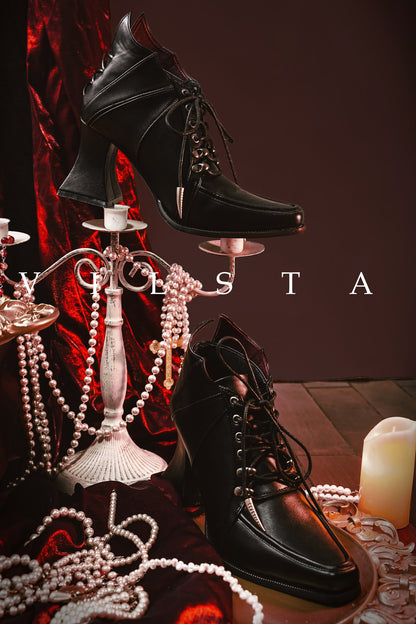 Bottines gothiques vampire à talon verre à vin