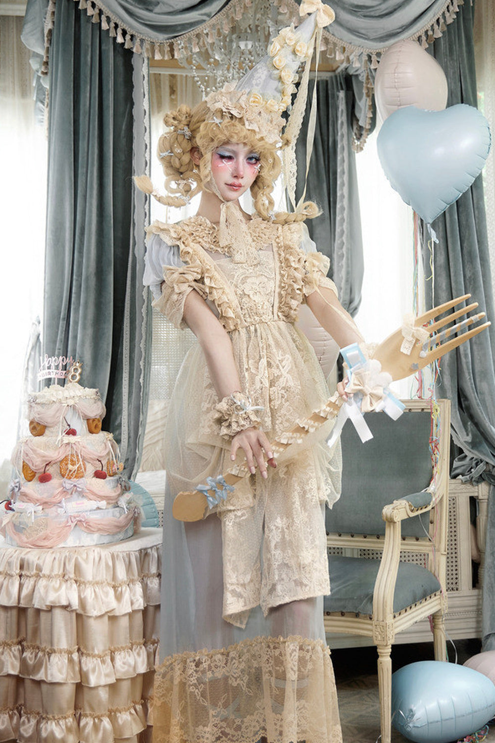 Cream Beige Doll-Like Lace Apron Dress
