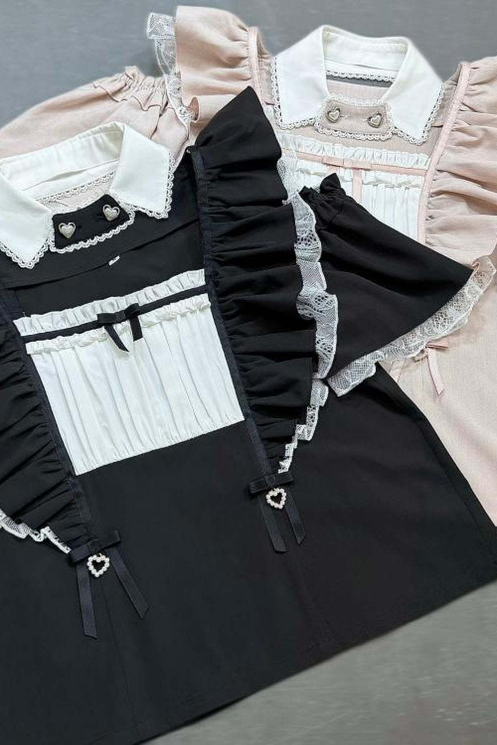 Maid Style Short-Sleeved False Collar Shirt