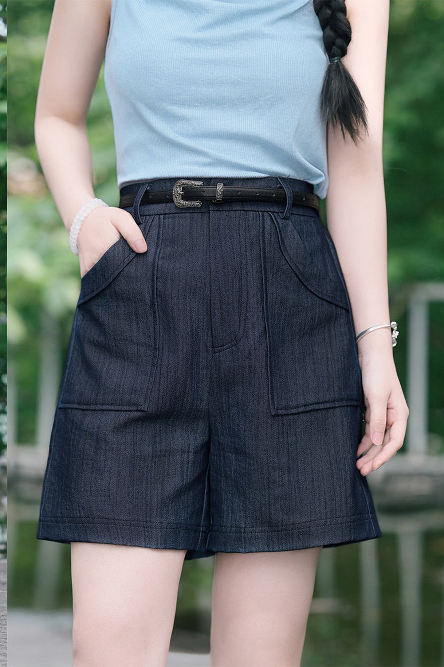 鹿刺繍リボンデニムショートパンツ