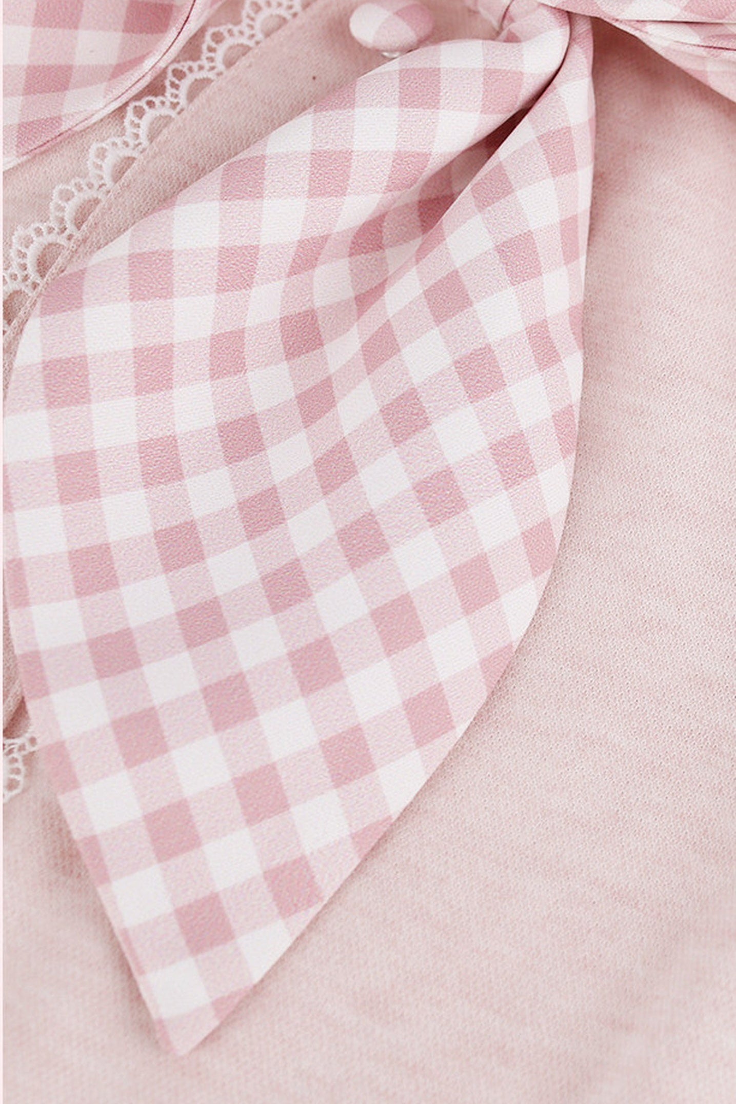 Top rosa femminile + gonna a balze a quadri