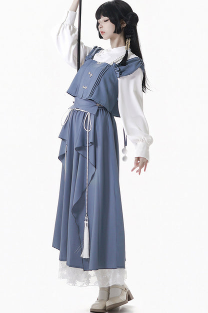 Blaues neues Set aus chinesisch inspiriertem, mehrlagigem asymmetrischem Hemd und langem Rock