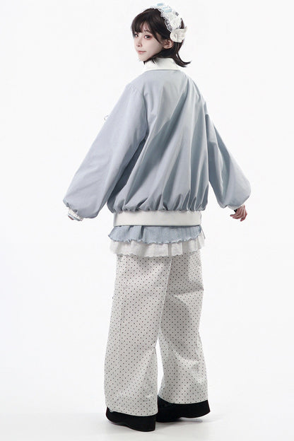 Hellblaues Pony-Jacke-und-Polka-Dot-Hosen-Set