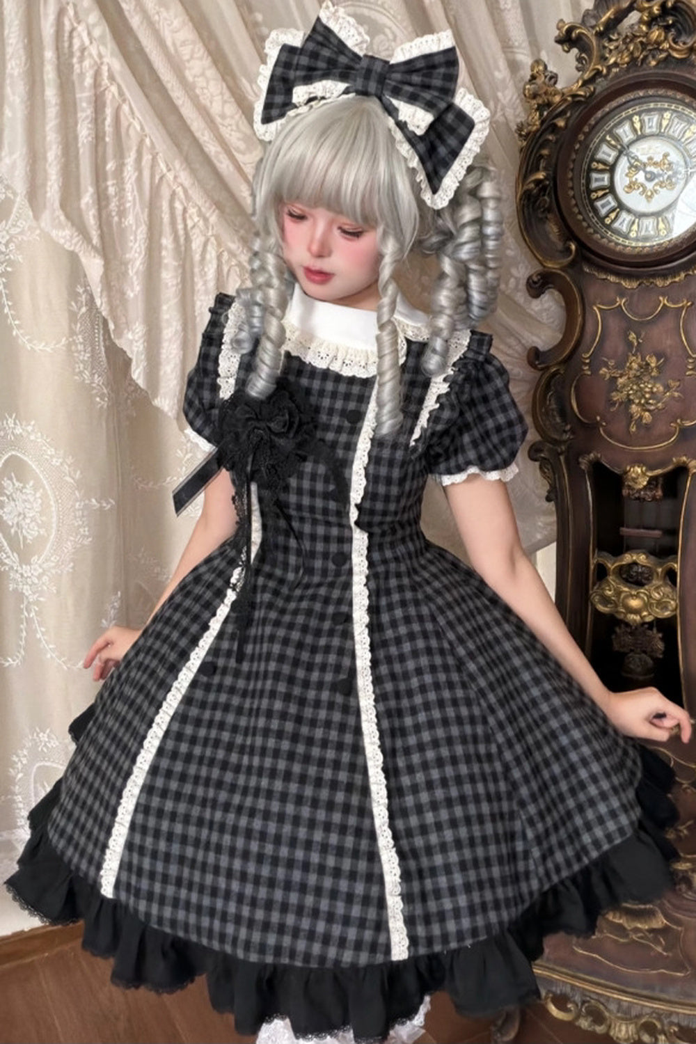 おとぎの国のドールチェックロリータドレス