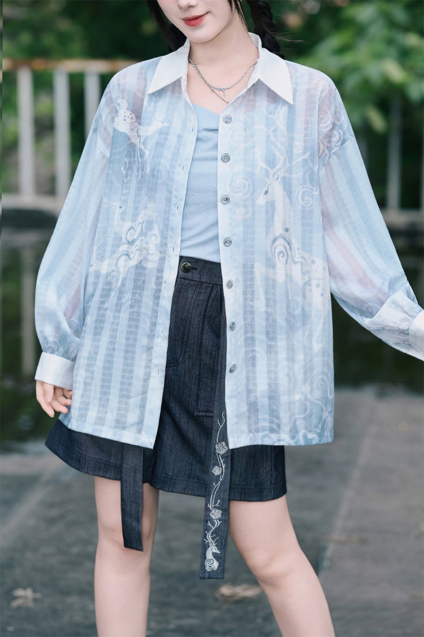 鹿刺繍リボンデニムショートパンツ