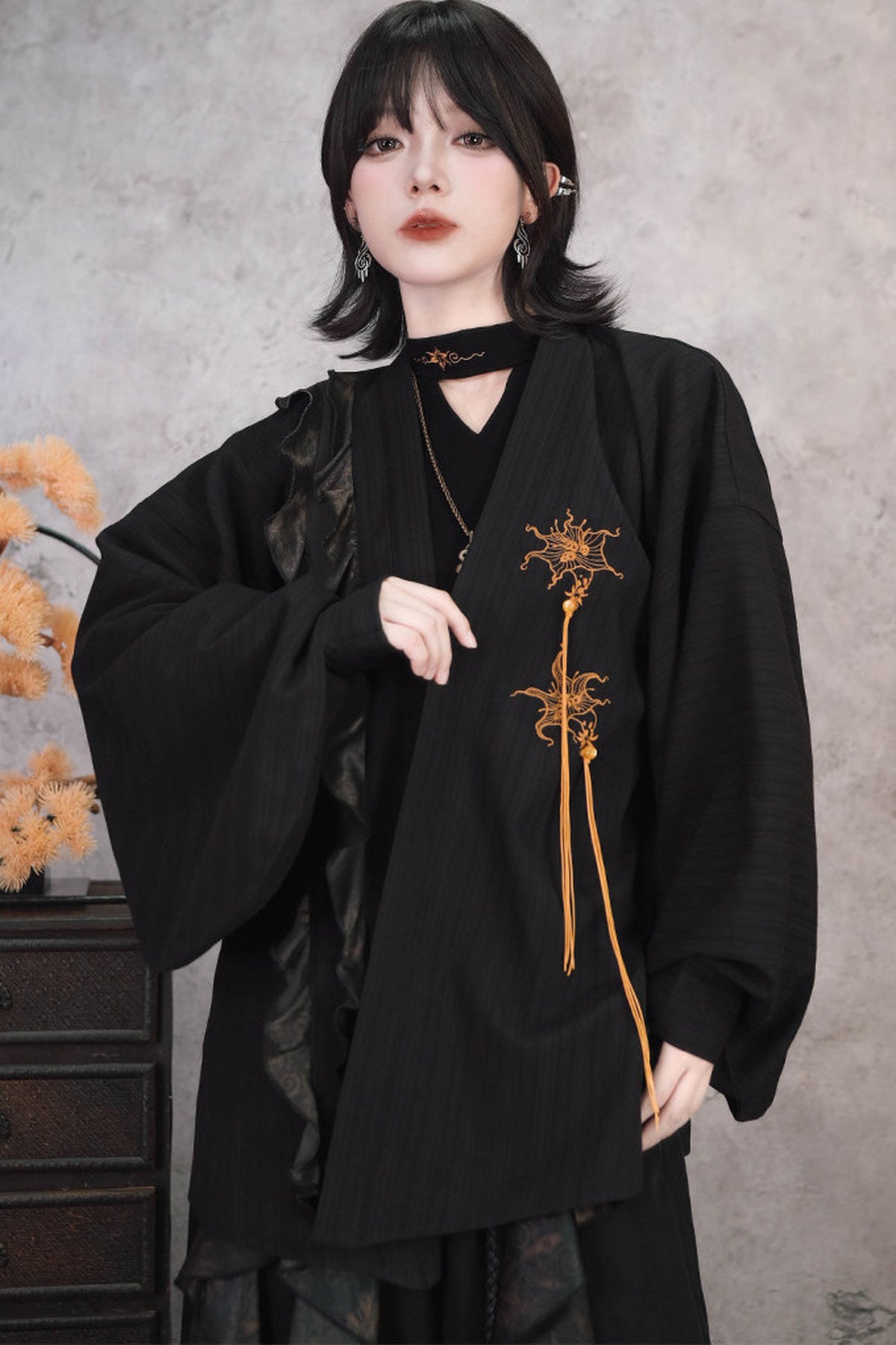 Loose Black Lace Trim Embroidery Tassel Cardigan