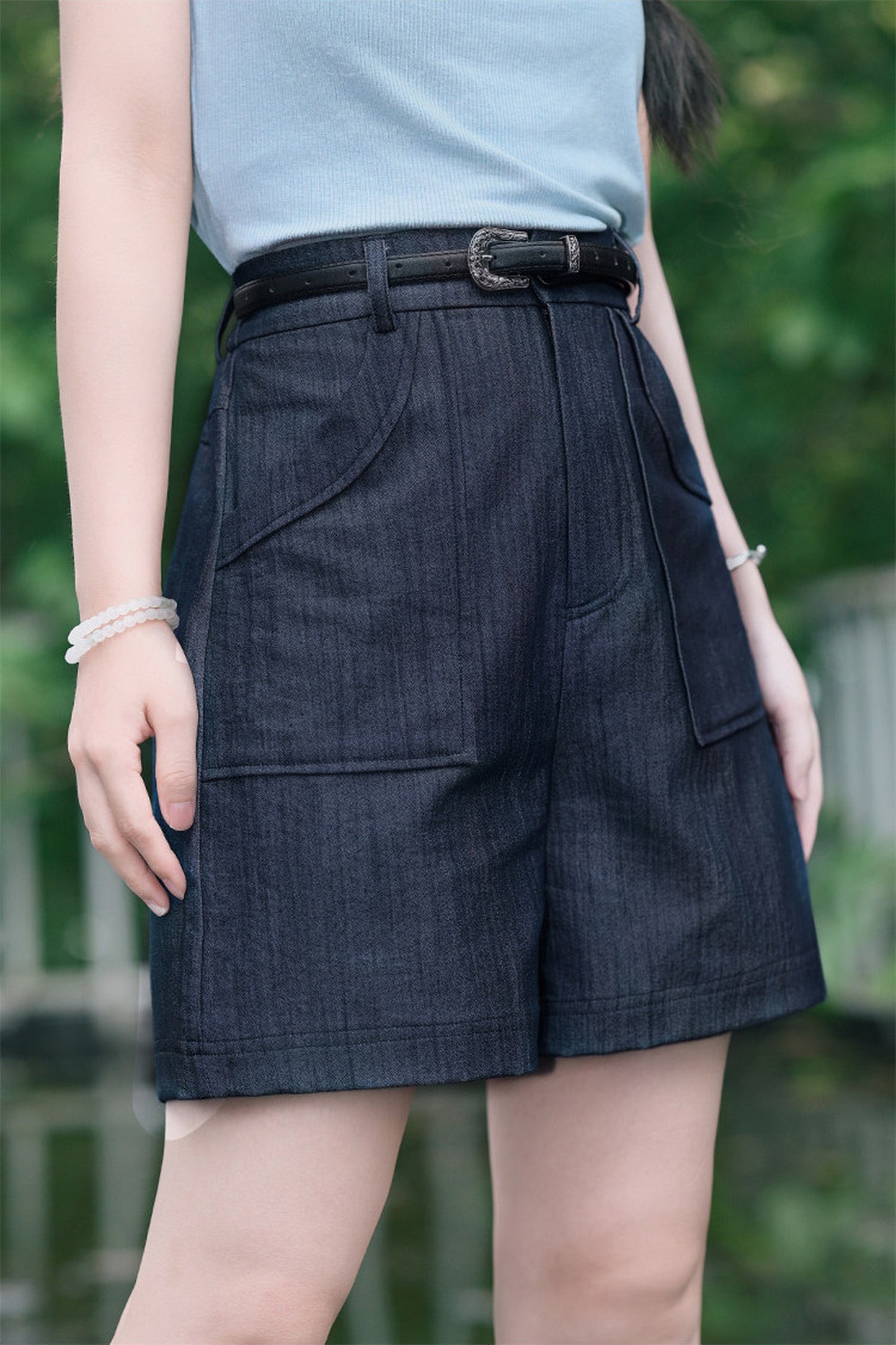 鹿刺繍リボンデニムショートパンツ