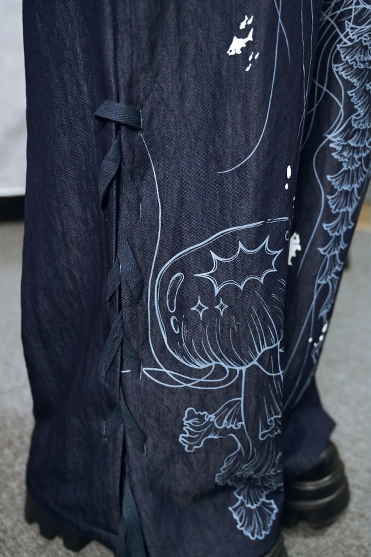 Blue Jellyfish Print Lace-Up Wide-Leg Pants