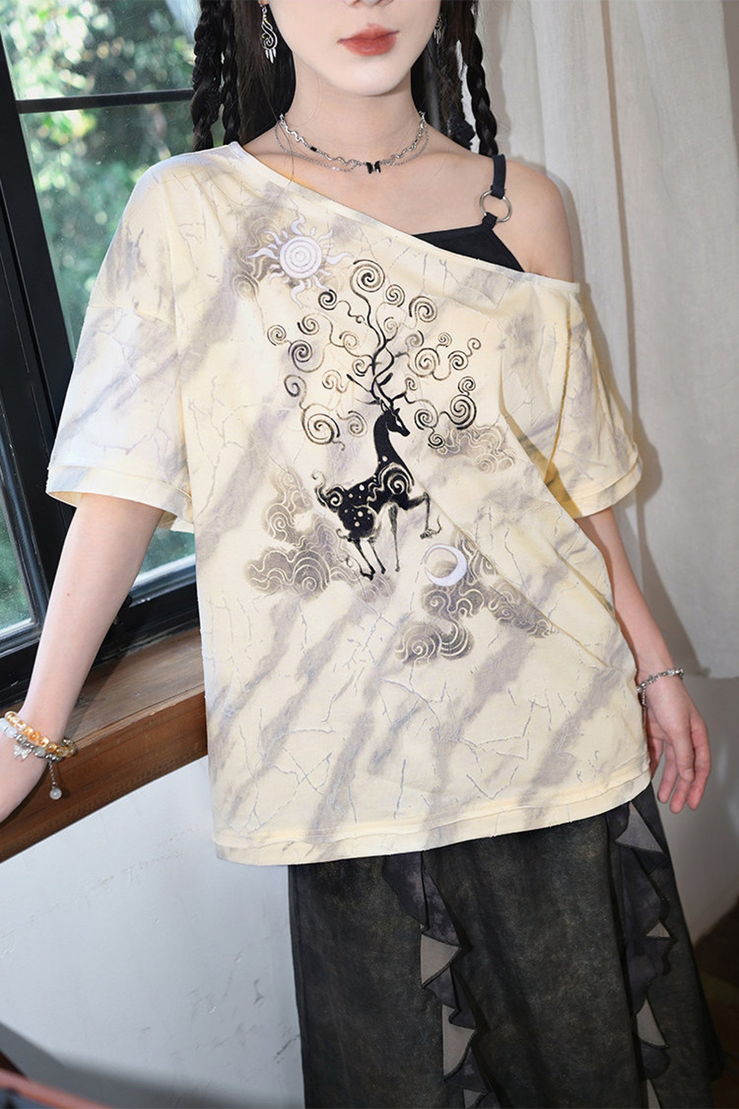 小鹿プリントオフショルTシャツ