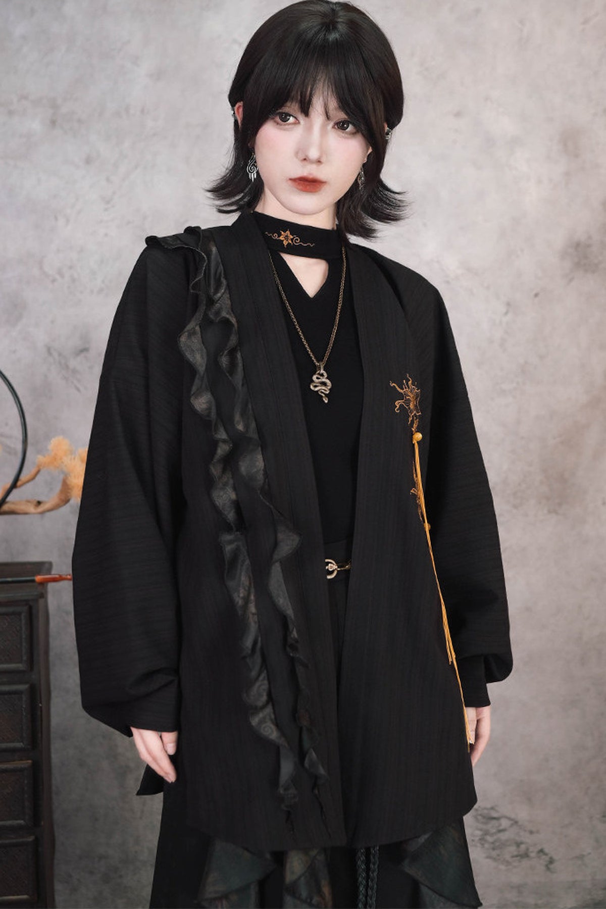 Loose Black Lace Trim Embroidery Tassel Cardigan