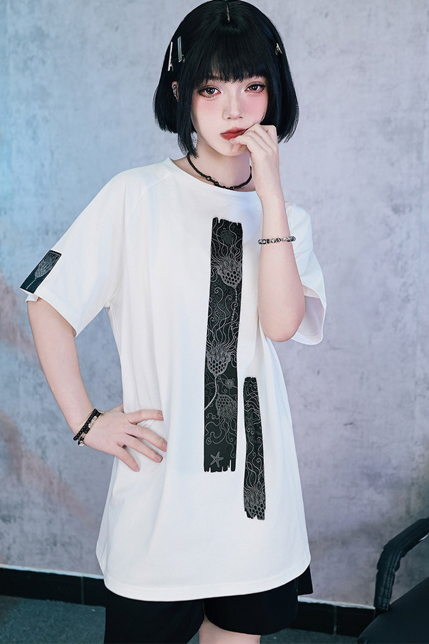 深海モチーフモノトーンオーバーTシャツ