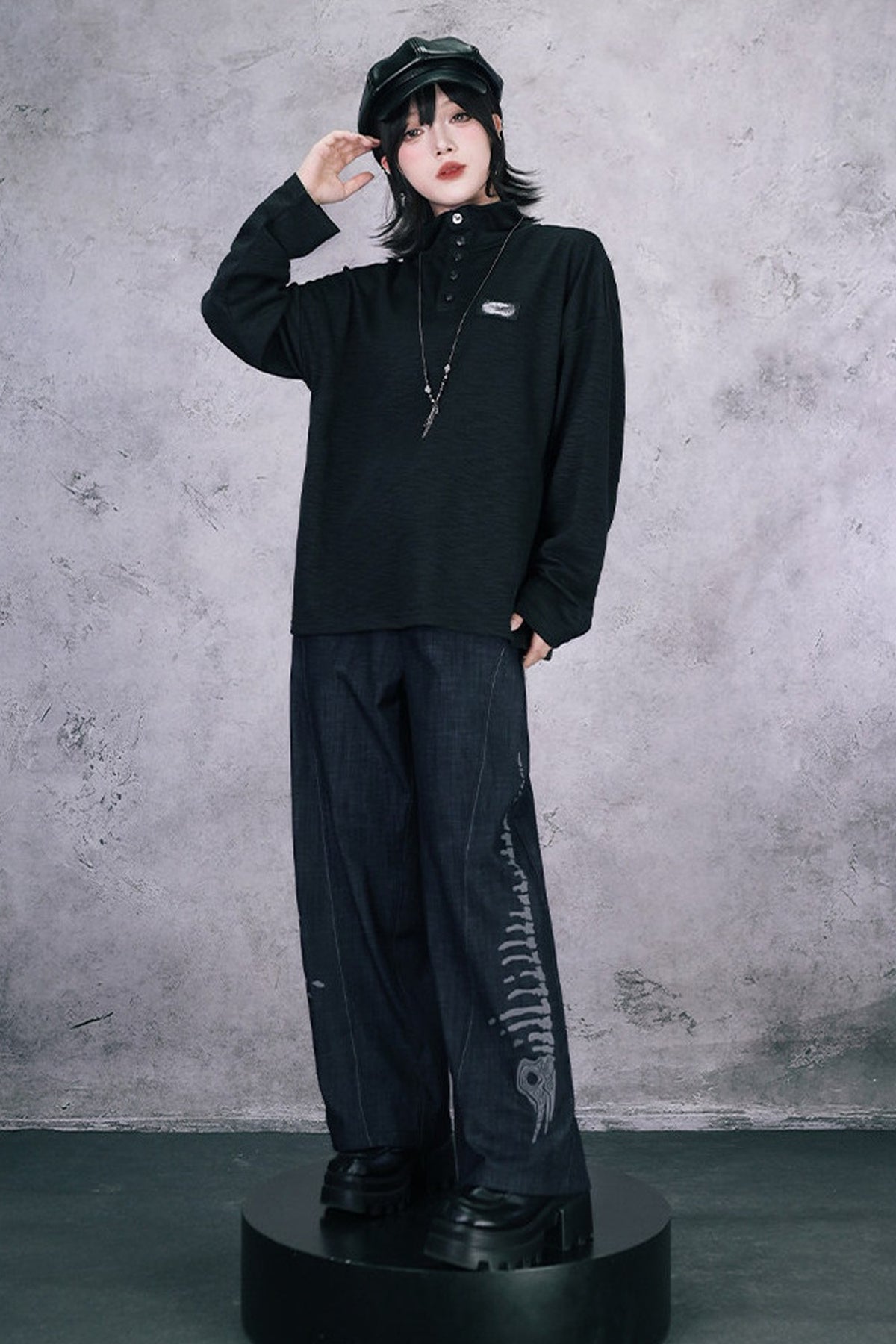 Whale Fall Oversize-Langarm-Oberteil mit hohem Kragen