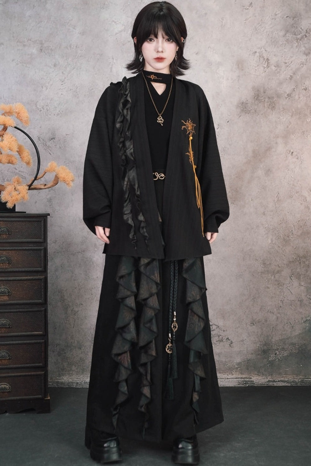 Loose Black Lace Trim Embroidery Tassel Cardigan