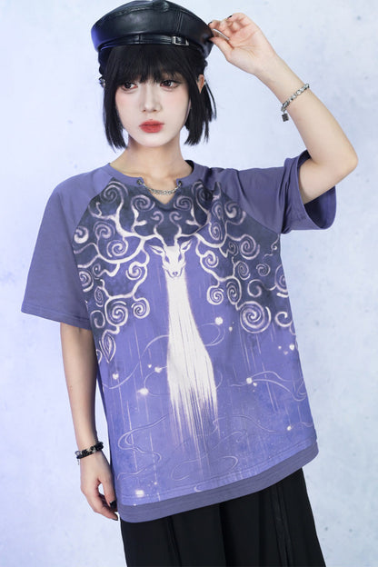Lila Grafik-T-Shirt mit Fantasiehirsch