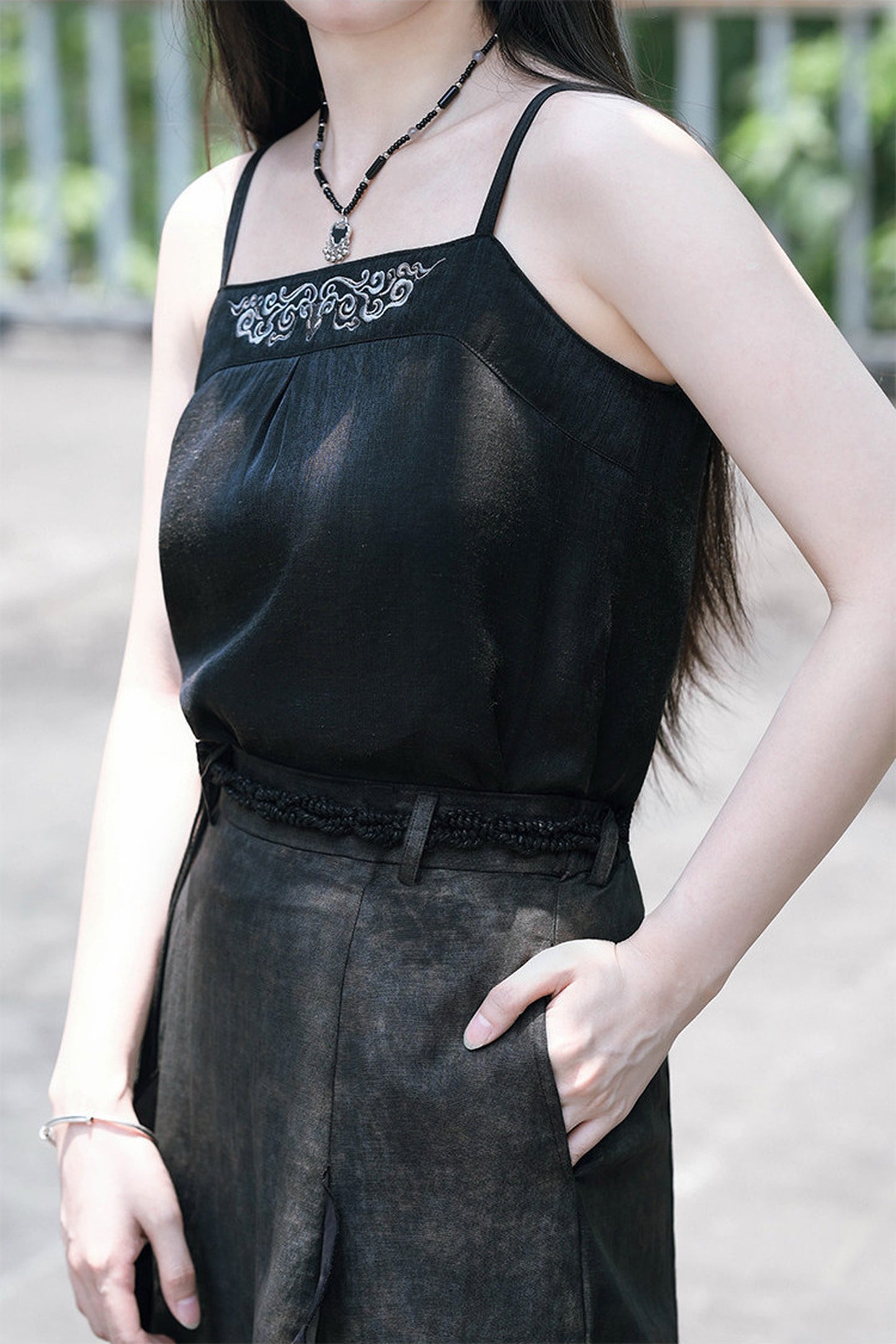 China-Inner-Camisole mit Hirschstickerei