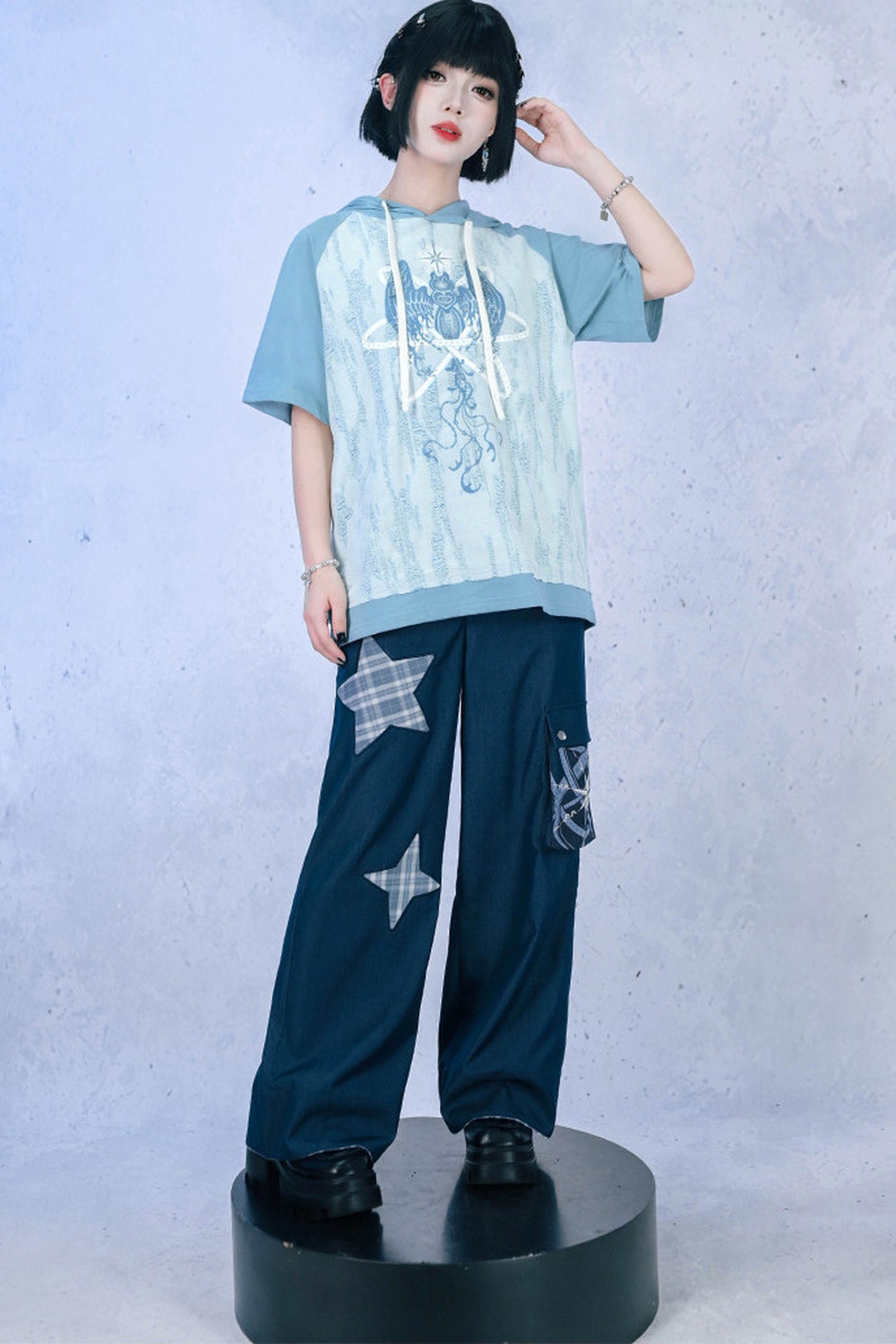 Meerengelblaues Kapuzen-T-Shirt