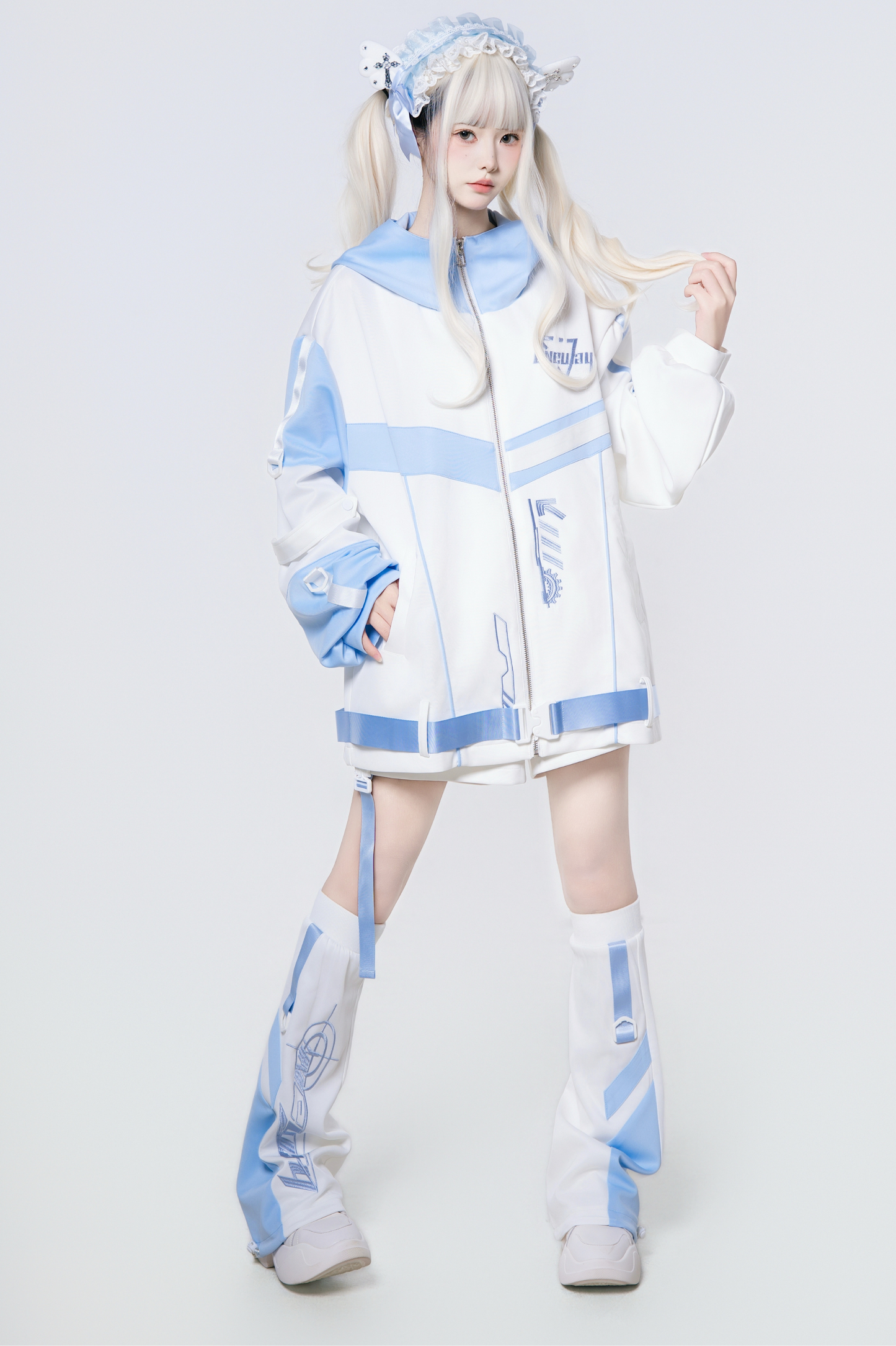 サブカルサイバージャケット+ショートパンツ+レッグカバー