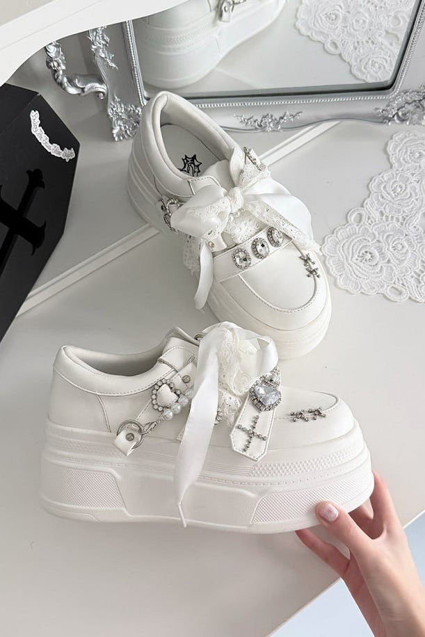 【10月6日予約締切】White/Pink/Black Rhinestone Buckle Lace Cross Charm Ribbon Chunky Sneakers