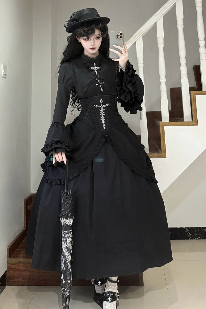 [Termine prenotazione 30 maggio] Abito gothic lolita bianco e nero con maniche svasate + sopragonna a corsetto rialzabile con croci + set completo