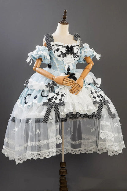 [Cierre de reservas: 24 de julio] Vestido lolita azul de Alicia en el País de las Maravillas con hombros descubiertos, lazo de cartas y superposición de tul (largo/corto)