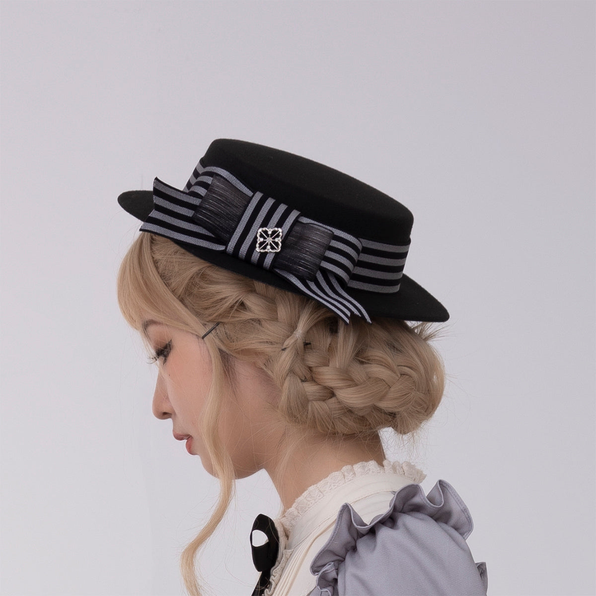 【8月18日予約締切】グレーストライプアンドフォググラデーションクラシカルドレス＋ハット＋ヘアクリップ