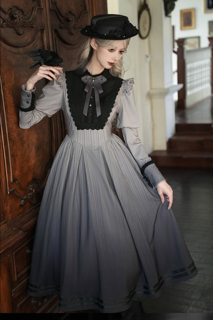 【8月18日予約締切】グレーストライプアンドフォググラデーションクラシカルドレス＋ハット＋ヘアクリップ