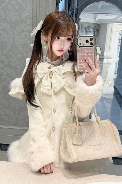 【11月13日予約締切】White Pearl Bow-Tie Fur Coat With Detachable Cape And Fur Cuffs