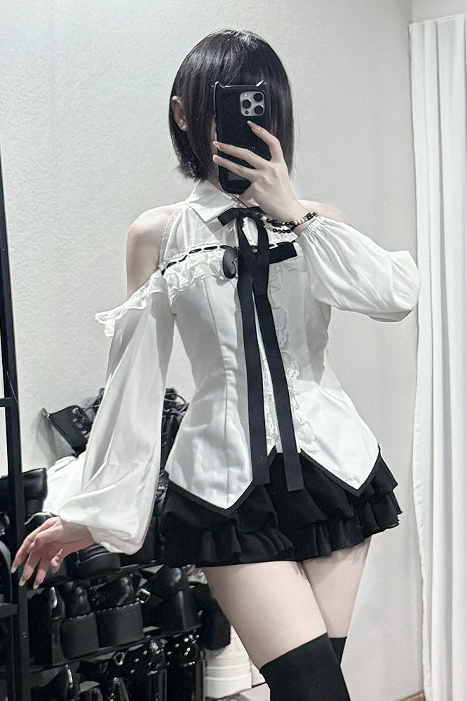 [Vorbestellschluss: 1015] Weiße Gothic-Spitzenbluse mit langen Ärmeln und Cut-out-Schultern&nbsp;mit abnehmbaren Schleifen+Spitzen-Boxfaltenrock