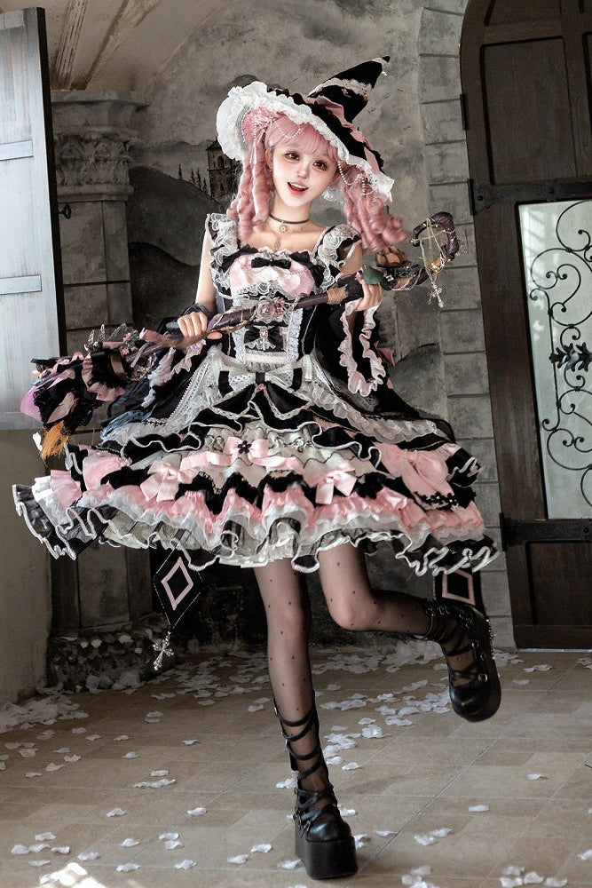 [Date limite de précommande : 14 septembre] Ensemble complet Gothic Black Pink Witch : robe JSK à croix + grande traîne à nœud + cape à capuche + manches amovibles + chapeau de sorcière + manches extérieures