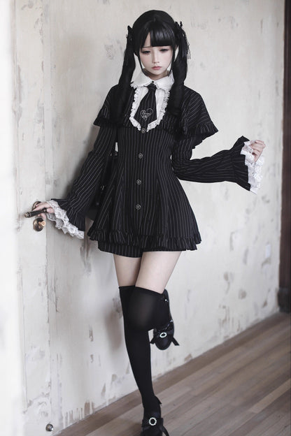 [Deadline for reservations: November 5] Gothic Stripe Subculture Cape Suit Set + Hair Band + Hair Clip