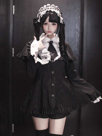 [Deadline for reservations: November 5] Gothic Stripe Subculture Cape Suit Set + Hair Band + Hair Clip