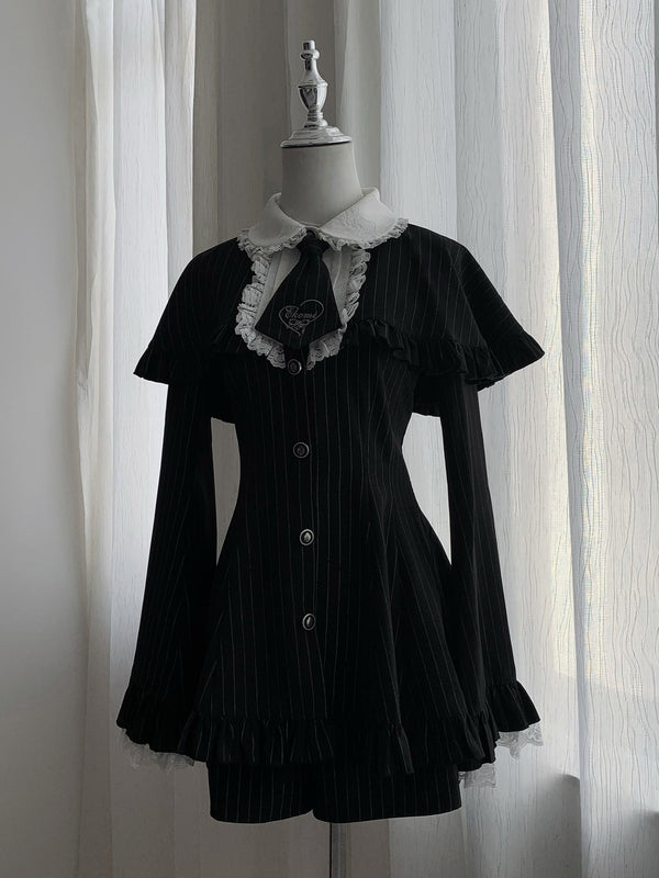 [Deadline for reservations: November 5] Gothic Stripe Subculture Cape Suit Set + Hair Band + Hair Clip