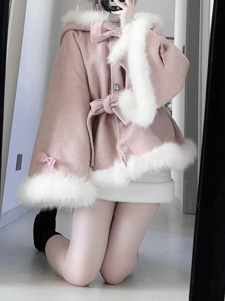 [Deadline for reservations: December 18] Bunny Ear Hoodie Fur Ribbon Cape Coat