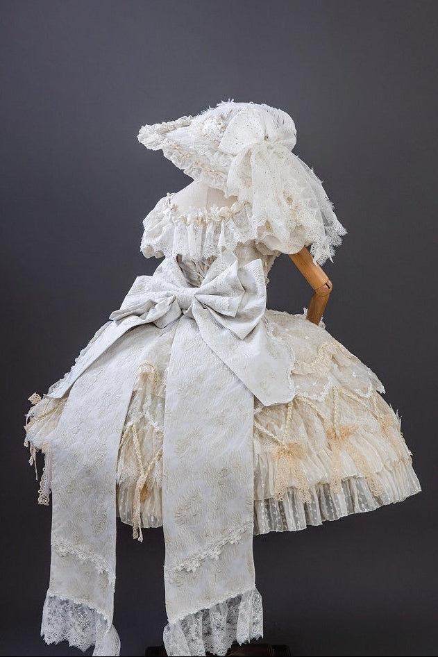 【9月10日予約締切】Red/Platinum Gold Rococo Fantasy Puff Sleeve Ribbon Tiered Princess Lolita Dress Bridal＋Full set[Op Dress + Feather Hat + Choker + Back Ribbon Train + Lace Gloves]