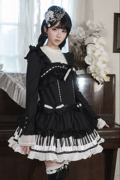 [Date limite de réservation : 22 octobre] Robe de poupée taille basse gothique Lolita à pois/noire avec touches de piano, nœud à volants