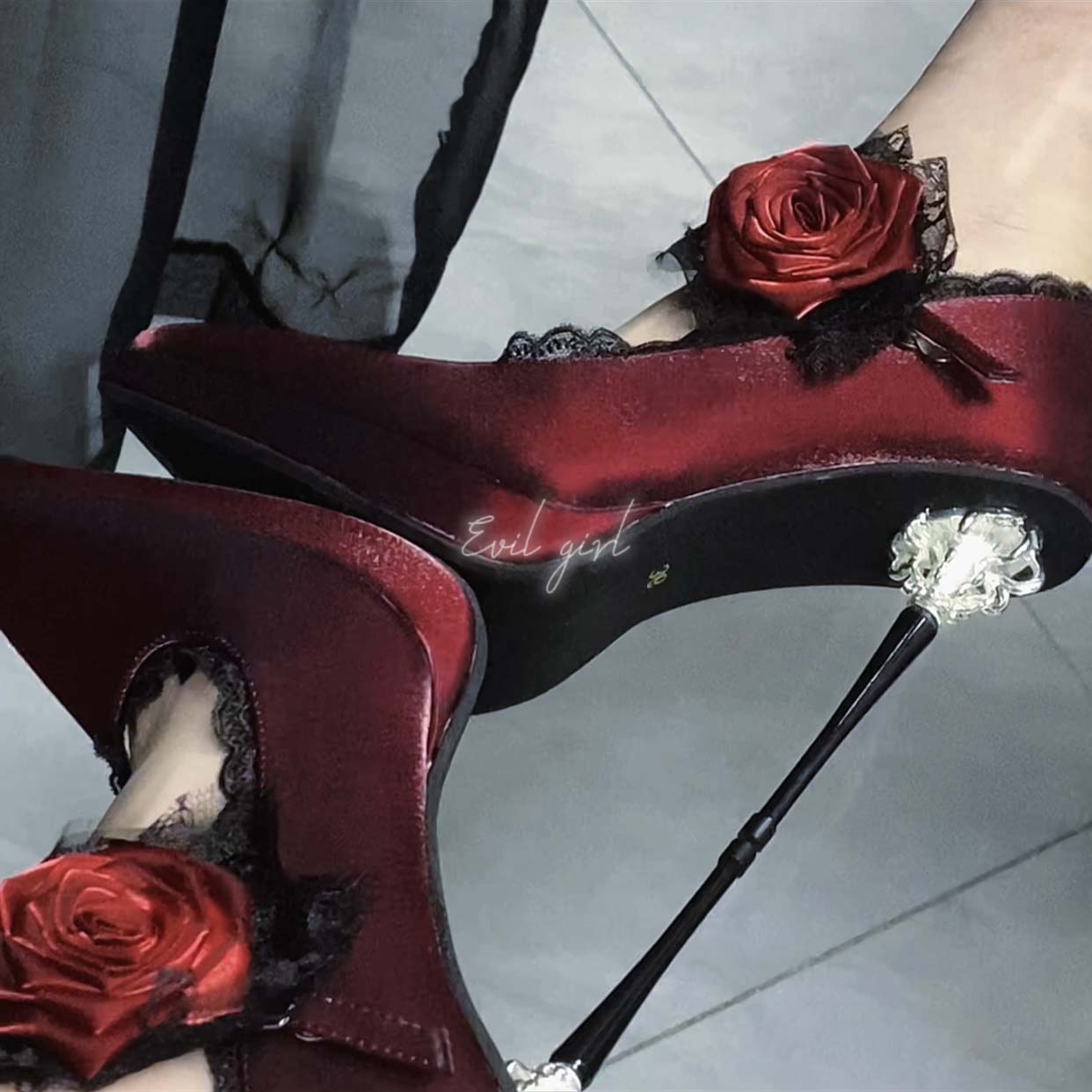 Gothic Rose Pointed Toe High Heels