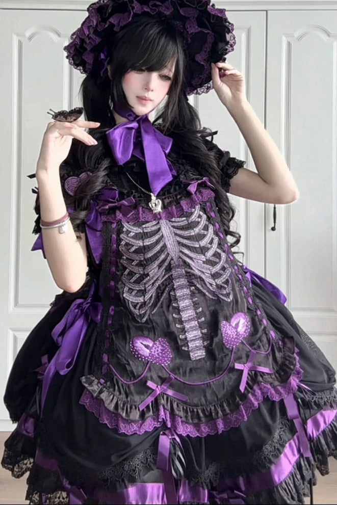 【11月4日予約締切】Blue-Black/Red-Black/Purple-Black Gothic Lolita Puff-Sleeve Lace Bow Doll Dress With Bone Embroidery Apron