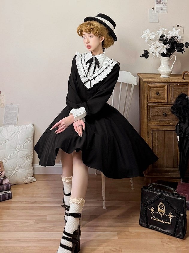 【Reservation deadline February 23】Classic Elegant Series Frill Stand Collar Short Flare Dress