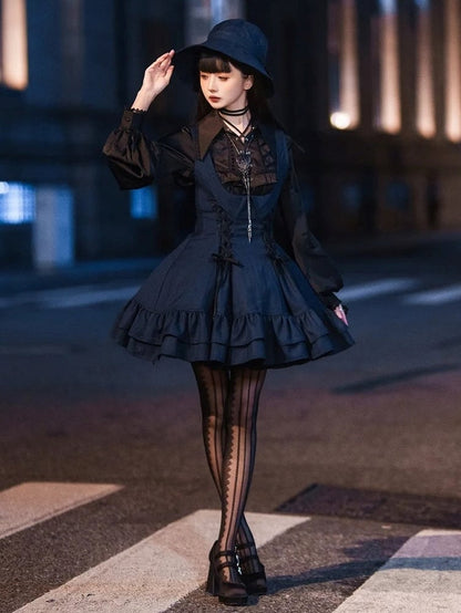 【12月29日予約締切】ゴシックロリータダークカラーストライプバッククロスフリルサスドレス