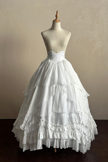 Off-the-shoulder shirt + oversized skirt