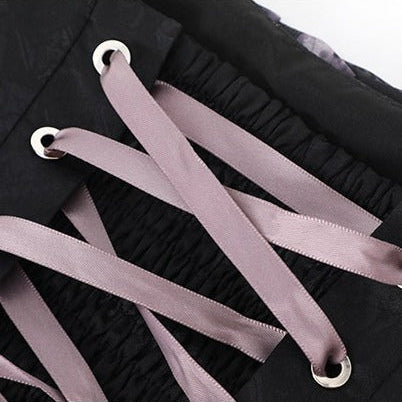 [Scadenza prenotazione 98] Mini abito dolce Lolita a balze con ricamo di gigli, fiocco e farfalla Black x Purple / White x Purple