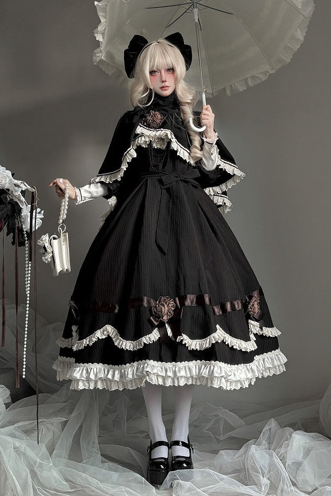 【12月23日予約締切】トワイライトレインロマンティックローズハイネックカラー付きフリルケープ