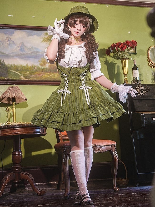 【12月29日予約締切】ゴシックロリータダークカラーストライプバッククロスフリルサスドレス