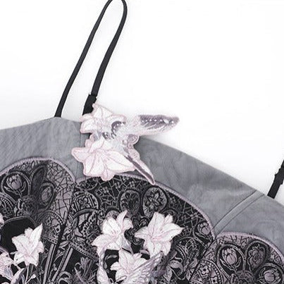 【9月8日予約締切】Black x Purple / White x Purple Lily Embroidery Stained Glass China Lolita Elegant Bow JKS Dress