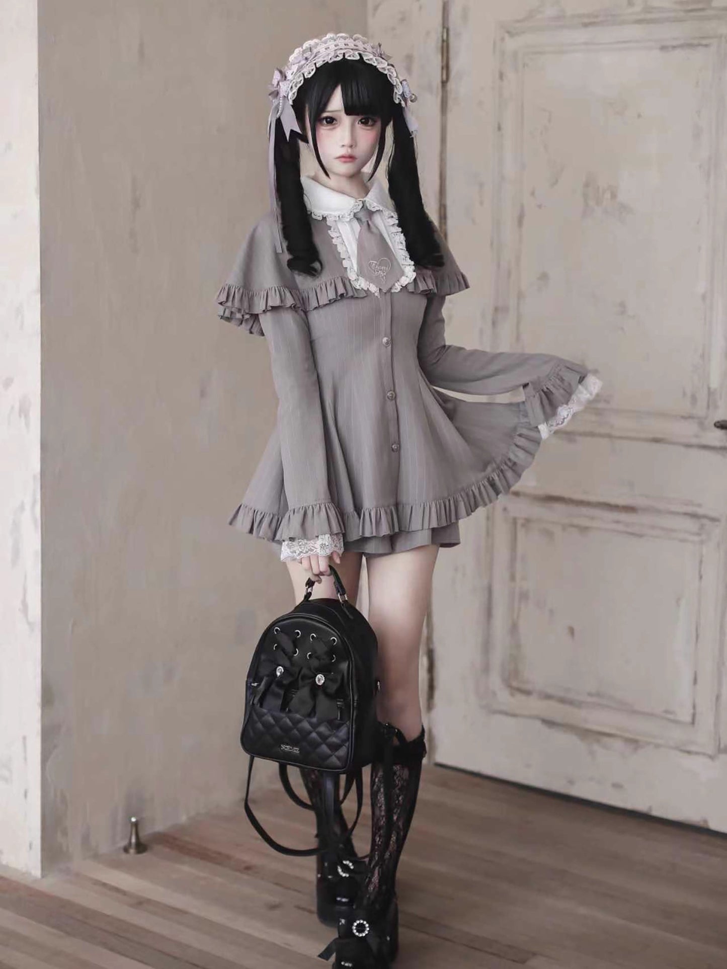 【12月8日予約締切】グレーストライプサブカルケープスーツセット＋ヘアバンド＋ヘアクリップ