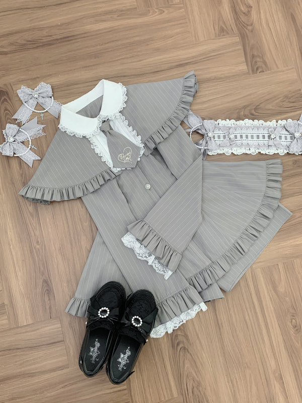 【12月8日予約締切】グレーストライプサブカルケープスーツセット＋ヘアバンド＋ヘアクリップ