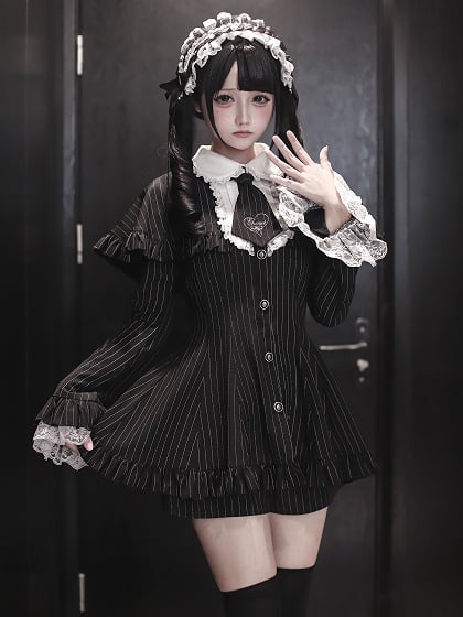 [Deadline for reservations: December 15] Black White Dark Juliet Sleeve Dress + Accessories