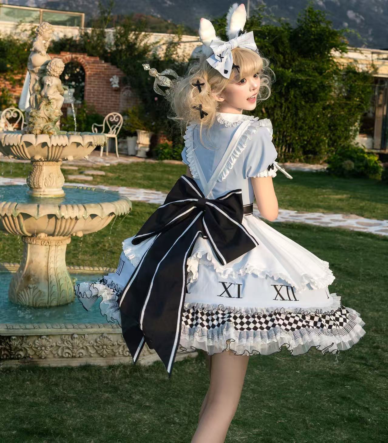 Alice Fantasy Moment Dress Set + Accessories