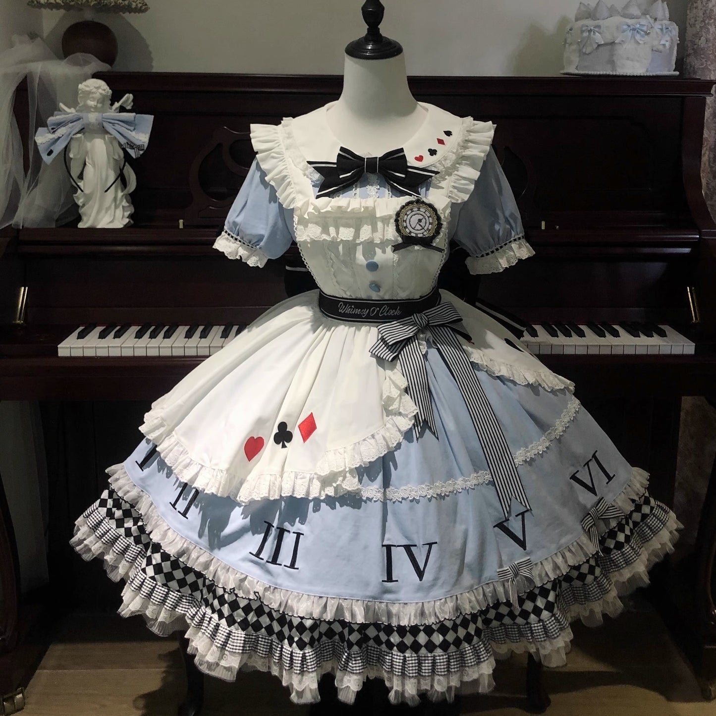 Alice Fantasy Moment Dress Set + Accessories